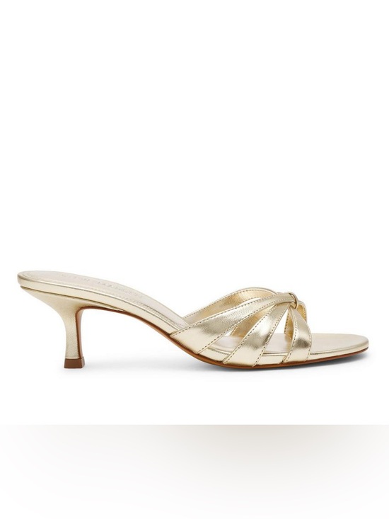Steve Madden Shoes - STEVE MADDEN CARY DRESS SANDALS IN GOLD | SLIGHTLY USED